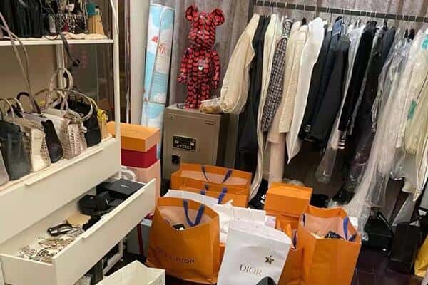 什邡市回收一线品牌衣服